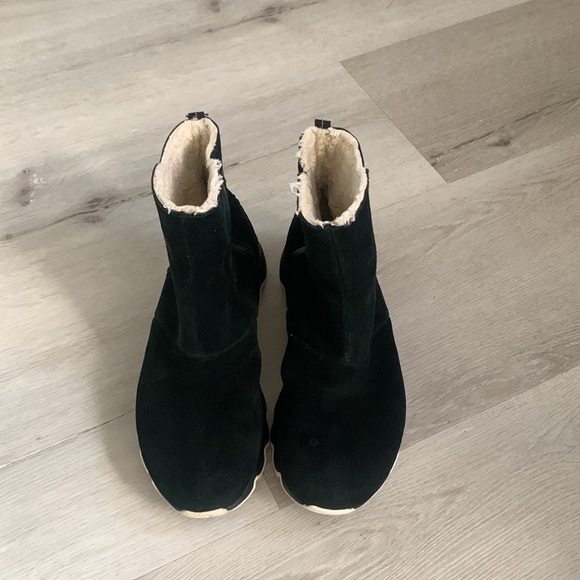 Sorel Kinetic boots size 9 leather suede booties black wedges zipper winter - Picture 9 of 13